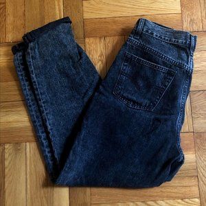 VINTAGE Levi Mom Jean